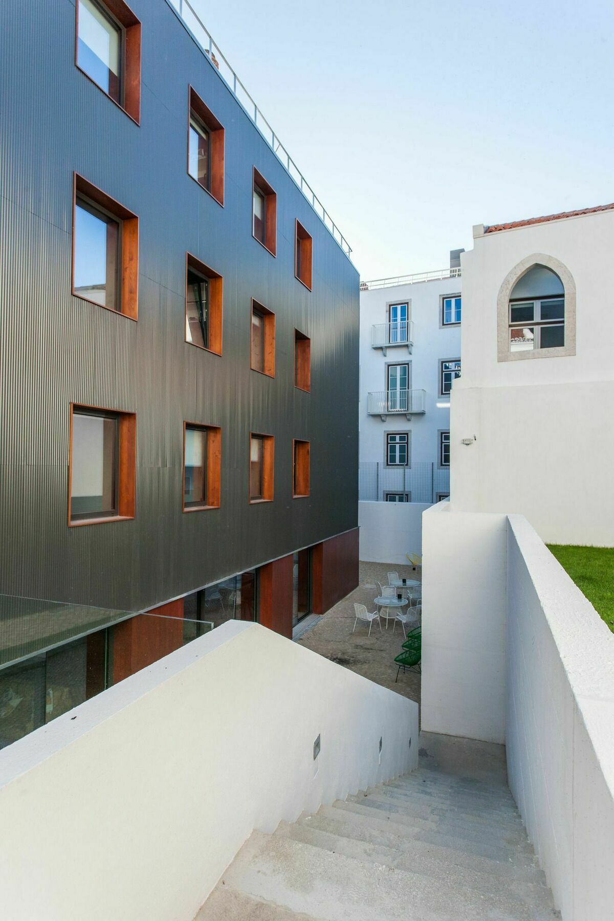 Hotel Doorm Quality Housing Lisbon